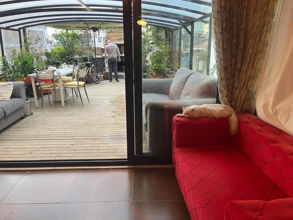 Central Apartment Kadikoy Terrace Bbq Close 2 Block Ferry Bull Metro Nighlife Istanbul Exterior photo